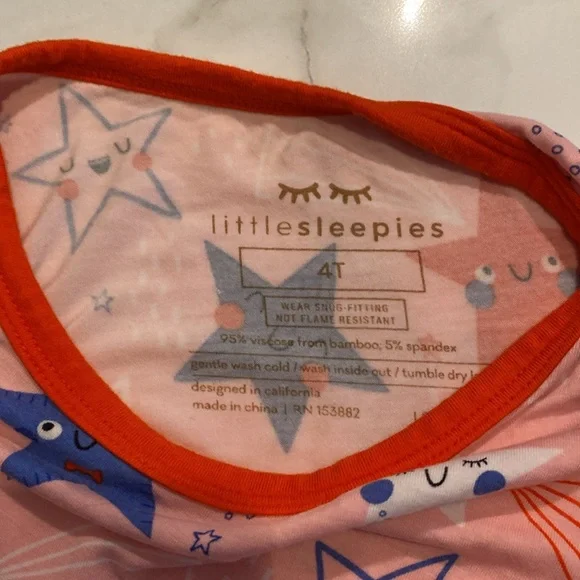 Little Sleepies firecracker short sleeves and shorts size4T - Picture 3 of 3